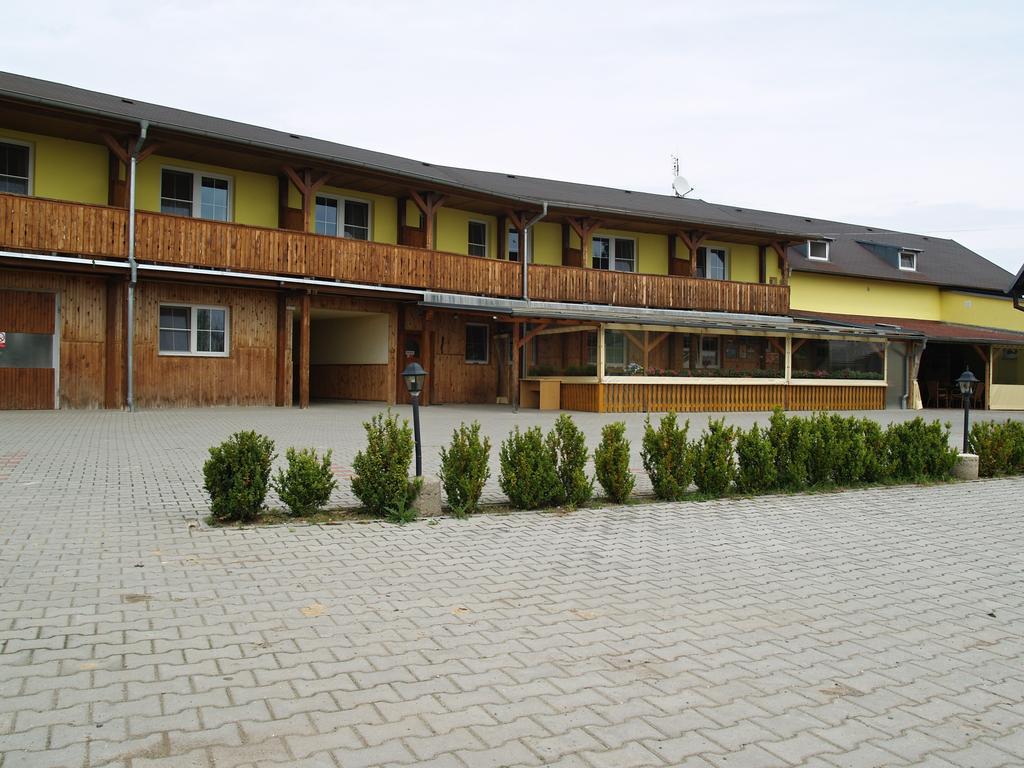 Pension U Vlcku Hracholusky Exterior photo